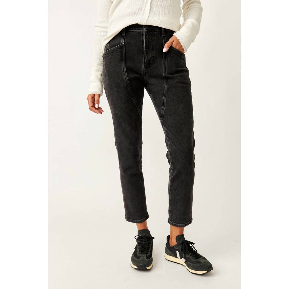 NEW FREE PEOPLE we the free beacon mid-rise slim crop jeans in black quartz